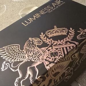 Luminess Air Beauty Box